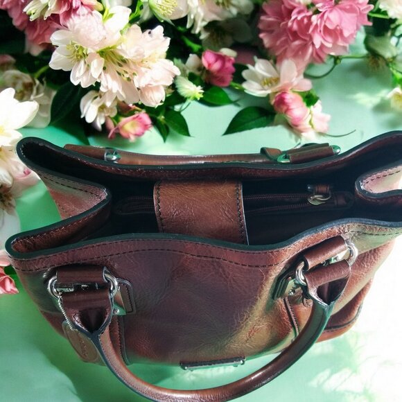 Pella Studio Red Leather Purse Bag 12095 - Picture 6 of 8